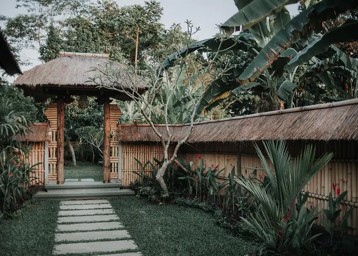 Koko House Hotel 2*